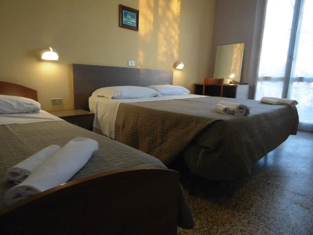 Hotel Britta Rimini 3*,  Italia